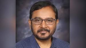 <span>ত্রয়োদশ জাতীয় সংসদ নির্বাচন সামনে রেখে কয়েক দিনের মধ্যেই নতুন জোট ঘোষণার ইঙ্গিত দিয়েছেন আমার বাংলাদেশ (এবি) পার্টির চেয়ারম্যান মজিবুর রহমান মঞ্জু। / </span>জুলাই গণ-অভ্যুত্থানে অংশ নেওয়া দলগুলো নিয়ে নতুন জোট গড়বে এবি পার্টি: মজিবুর রহমান মঞ্জু