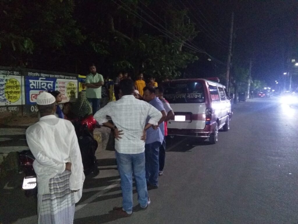 প্রাইভেট কারের ধাক্কায় রিকশায় খুলনা ভার্সিটির ছাত্রী নিহত